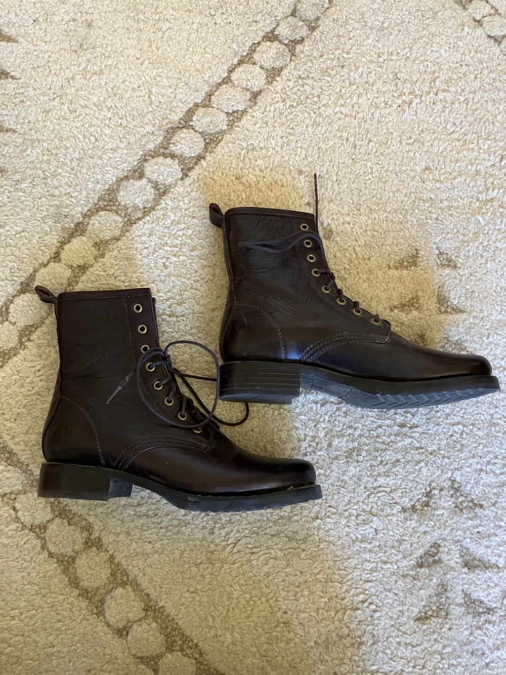 Frye Women's Veronica Dark Brown Lace-Up Combat Boots
